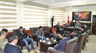 Hilvan Kaymakamı Sezer Öğrencileri Kabul Etti