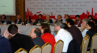 Karlıağa: Artık Bıçak Kemiğe Dayandı
