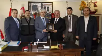 Başkan Sakallı, Pazarcı Esnafına Kapalı Pazar Yeri Sözü Verdi