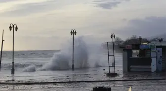 Çanakkale'de Kuvvetli Lodos