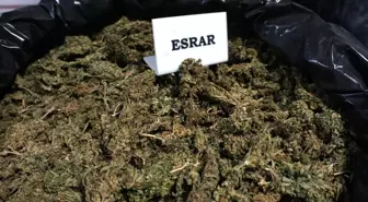 4 Kilo 250 Gram Esrar Maddesi Ele Geçirildi