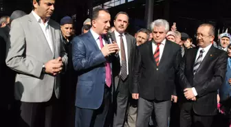 Bağcılar'da Pazarcılara Yaka Kartı Uygulaması