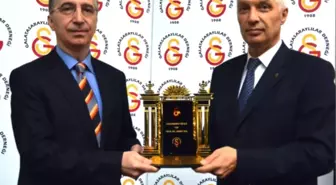 Galatasaray Ödülü Prof. Dr. Ahmet Gül'ün