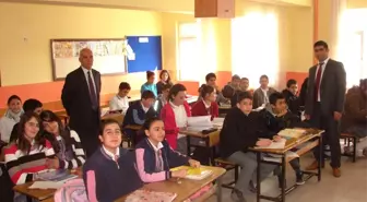 Van'da 11 Bin 500 Öğretmen ve 306 Bin Öğrenci Ders Başı Yaptı