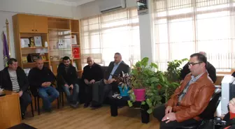 MHP İlçe Teşkilatı Odaları Ziyaret Etti