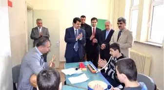 Vali Şahin Okullarda İncelemelerde Bulundu