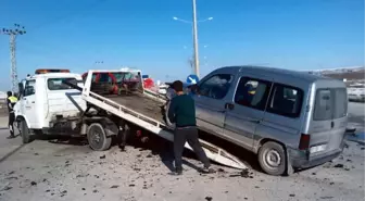 Van'da Zincirleme Kaza: 1 Ölü, 5 Yaralı