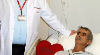 Kalbinin Delik Olduğunu 70 Yaşında Öğrendi