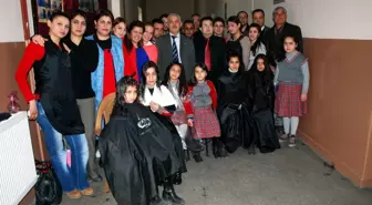 Öğrencilere Ücretsiz Saç Tıraşı Yapıldı, Fön Çekildi