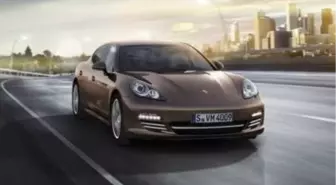 Panamera Yeni Bir Seviyede!