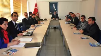 Siverek'te Sokakta Çalışan Çocuklar Sorunu Masaya Yatırıldı