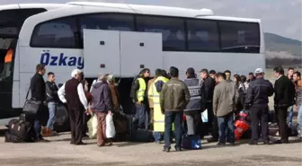 3 Yolcu Otobüsünde Valizlerde 20 Kilo Esrar