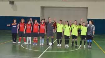 Kaynaşlı Futsala Ev Sahipliği Yapıyor