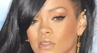 Rihanna Ttnet Müzik Listelerinde 1 Numara