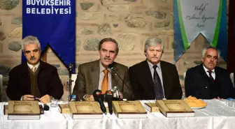 Bursa Vakfiyeleri Kent Belgeliğindeki Yerini Aldı