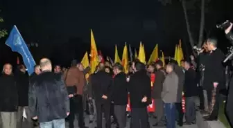 Gözaltı Eyleminde Pankart Krizi