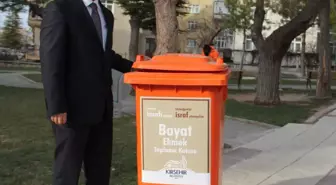 Kırşehir'de Bayat Ekmekler Sokak Hayvanları İçin Toplanacak