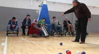 Engelliler, Boccia Sporu ile Turnuvalara Hazırlanıyor