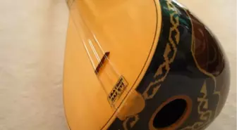 Bağlama Almanya'da Yılın Enstrümanı Seçildi