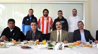 Adana Valisi Coş Derbi İçin 2 Başkanla Bir Araya Geldi