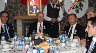 Ardahan'da Vergi Rekortmenleri Ödüllendirildi