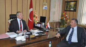 Başkan Sadak'tan Müftüsü Avras'a Ziyaret