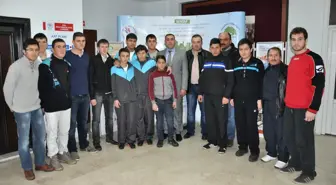 Düzceli Güreşçiler Serbest Güreş Müsabakalarına Gitti
