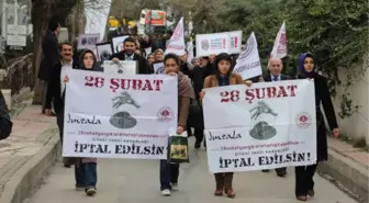 Güniz Sokak'ta 28 Şubat Protestosu