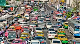 Bangkok, Şehri Trafikten Kurtaracak Valisini Seçiyor