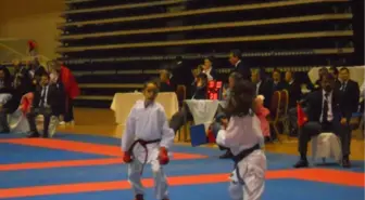 Karate Takımı İzmir'den Başarıyla Döndü