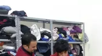 Polisten 'Yabancı Kardeşlerim Üşümesin' Projesi