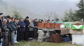 Traktör Römorku Ailenin 4 Ferdine Musalla Taşı Oldu