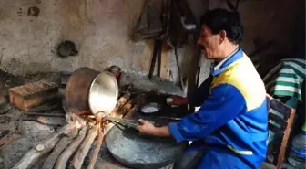 Bakır Kaplar Süs Eşyası Oldu, Kalaycılar Endişeli
