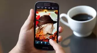 Adobe Photoshop'un Gücünü Telefonlara Taşıyor