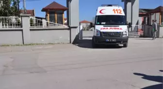 Hayvan Pazarı'nda Bıcaklı Kavga: 3 Yaralı