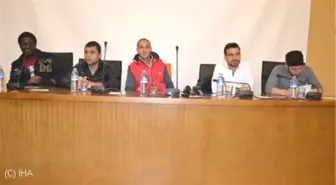 Erciyessporlu Oyuncular Öğrenciler ile Buluştu