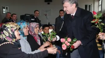 Akyürek Mahalle Meclisi'nde Kadınlar Günü'nü Kutladı