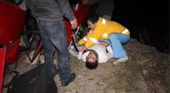 Otomobil Dere Yatağına Devrildi: 3 Yaralı