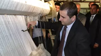 Hilvan Kaymakamı, Halı Kurslarını İnceledi