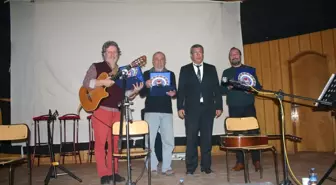 Gençler Grup Gündoğarken ile Coştu