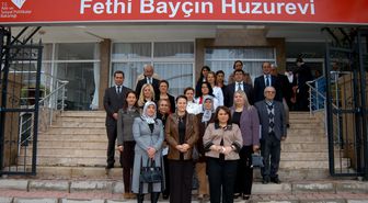 'Gönül Elçileri'nden Fethi Bayçın Huzurevi'ne Ziyaret