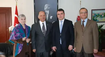 Mehmet Akif Ersoy'un Torunu Argon'dan Vali Kolat'a Ziyaret