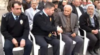 Adana Taziye Evlerine Polis Amiri'nden Ziyaret Taziye Evlerine Polis Amiri'nden Ziyaret