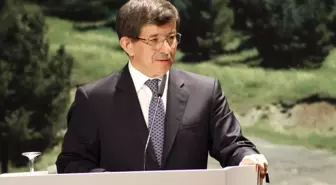 Dışişleri Bakanı Davutoğlu Diyarbakır'da: 'İnsan Onurunu Korumayan Hiç Bir Siyaset Kalıcı Olamaz'