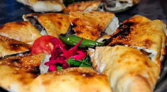 Ciğer ve Köfteye Kardeş Geliyor: Muhtar Pidesi