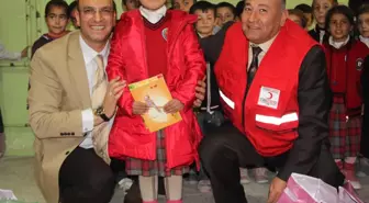 Iğdır'da 'Minik Eller Üşümesin' Kampanyası