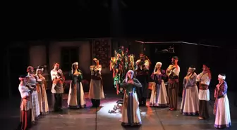 Büyüklere 'Yol,ter,gül' Çocuklara 'Tıngır Mıngır Ülke'