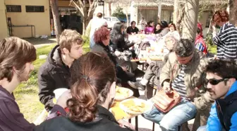 Engelliler Kahvaltıda Buluştu