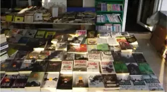 Polis'ten Tüyap Kitap Fuarına Operasyon
