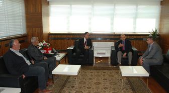 Şehit Ailesinden Özhaseki'ye Teşekkür Ziyareti